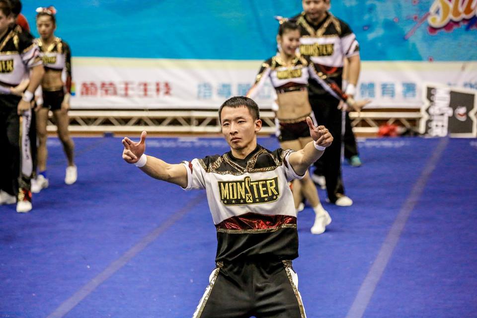 From Last Place in High School Division B to World Champion! Born to Cheer: Lai Hong-ting's 12 Years of Unwavering Commitment