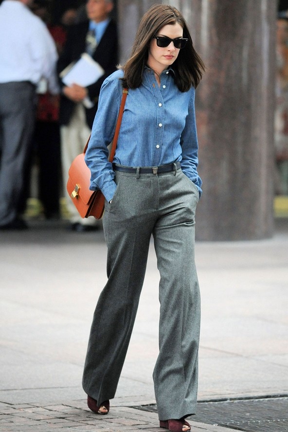 Anne-Hathaway_glamour_10jul14_rex_b_592x888.jpg