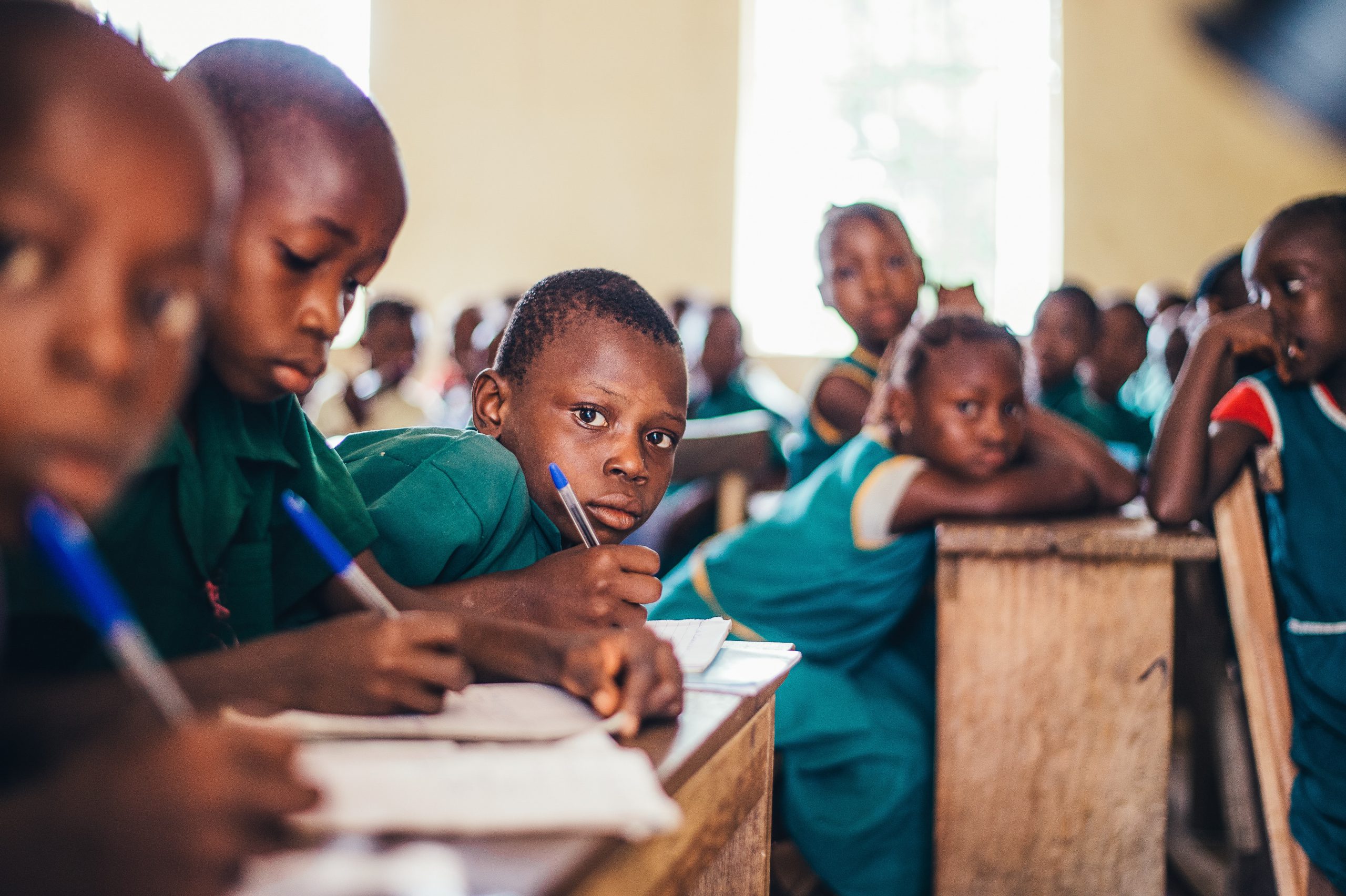 Education: The Rich Win at the Starting Line, Those Without Ability Lose from Their Mindset