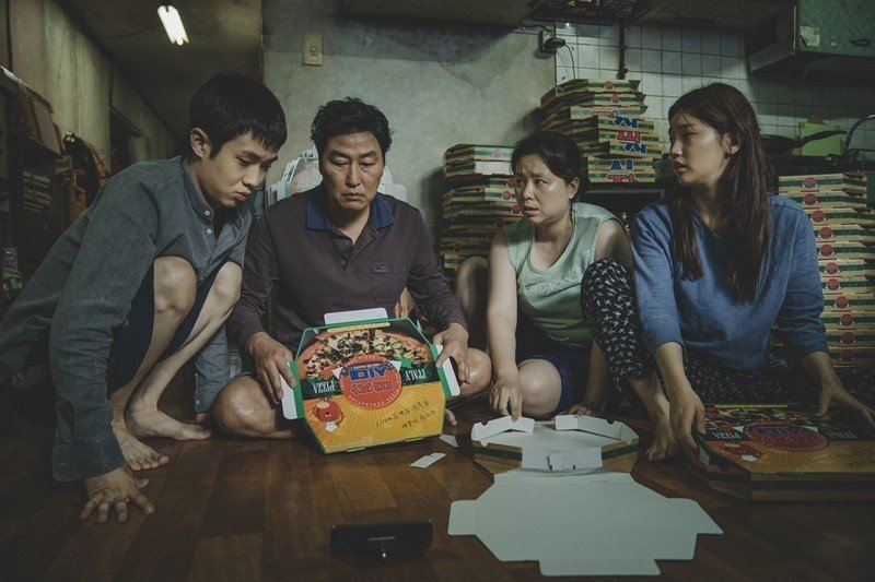 Thunder / Hidden Issues in 'Parasite': The Invisible Pressure on Patients with Psychosis and the Distress Signals You've Overlooked
