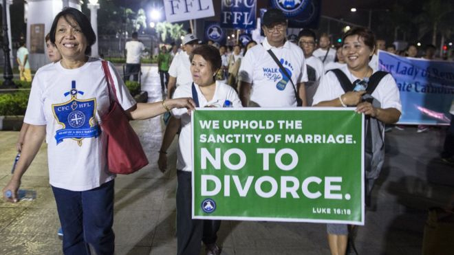 Philippine Women's Tragedy: No University Degree… Unmarried but a Baby Machine, Divorce is a Poor Person's Shackle