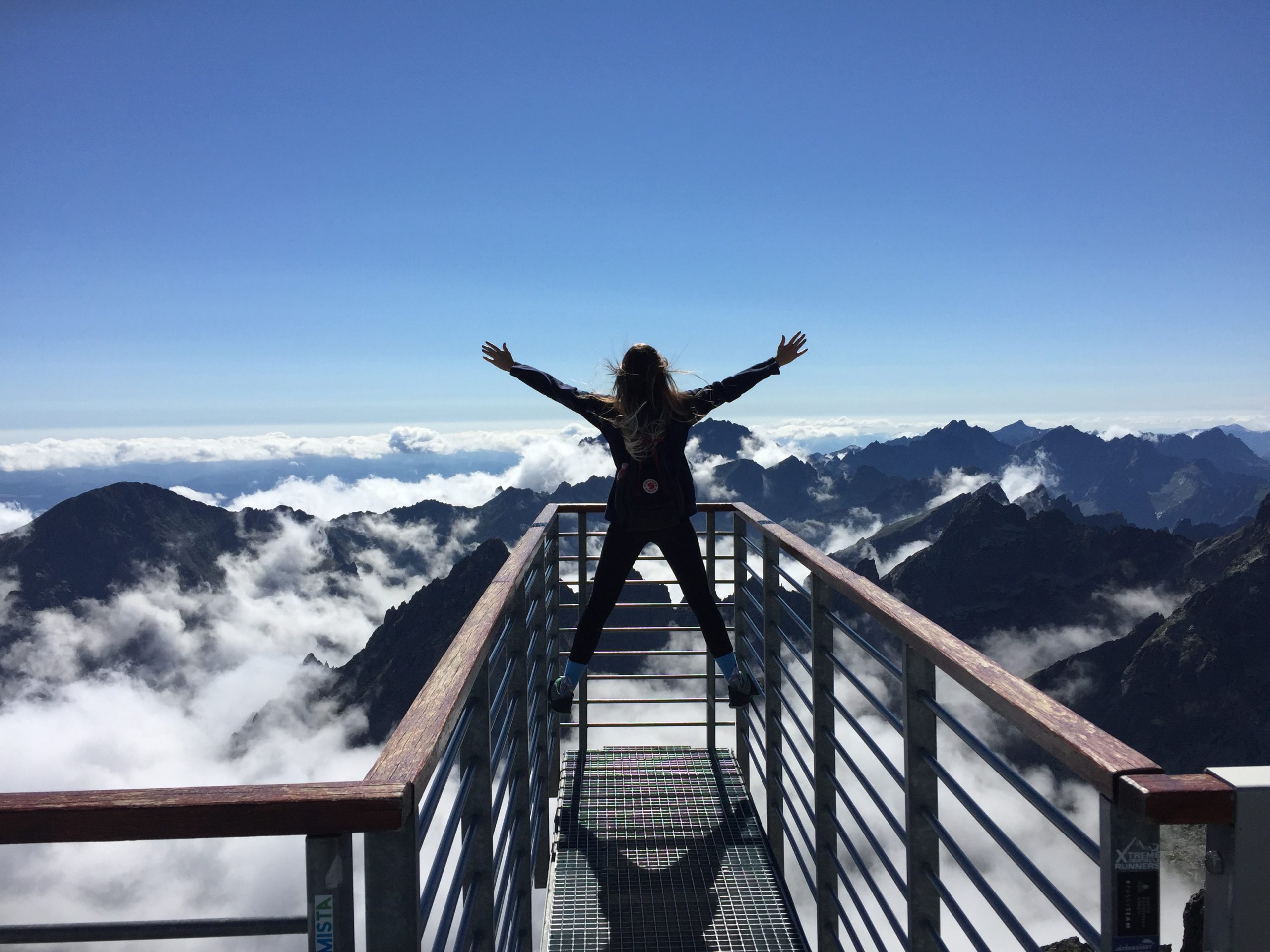 Freshmen Most Worried About "Not Knowing How to Build Good Relationships with Colleagues"! 3 Tips: Courageously Step Out of Your Comfort Zone
